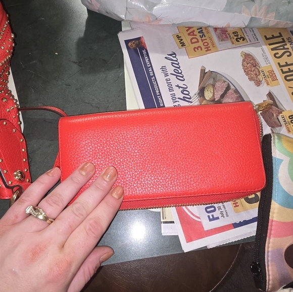 🍁🍂SET !!!Nwot Michael Michael Kors Stud Embellished Leather Hobo - Picture 12 of 12